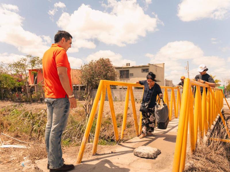 Si vuelven a dañar el puente, pues regresaremos: Roberto&nbsp;Lee