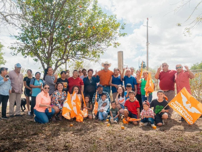ROBERTO LEE ATIENDE PETICIÓN DE REHABILITACIÓN DE CALLES EN EL EJIDO EL&nbsp;REFUGIO