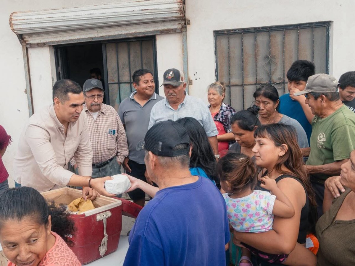 INICIAN CON GRAN ÉXITO LAS CARNITAS ASADAS DE ROBERTO&nbsp;LEE