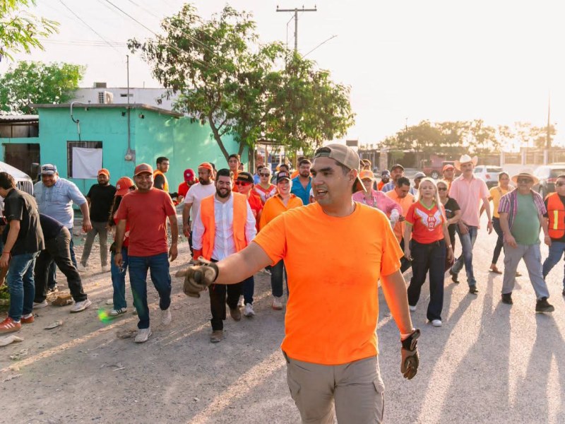 🔴ATENCION🔴Realiza Roberto Lee jornada de descacharrizac ción en el fraccionamiento Cima&nbsp;II